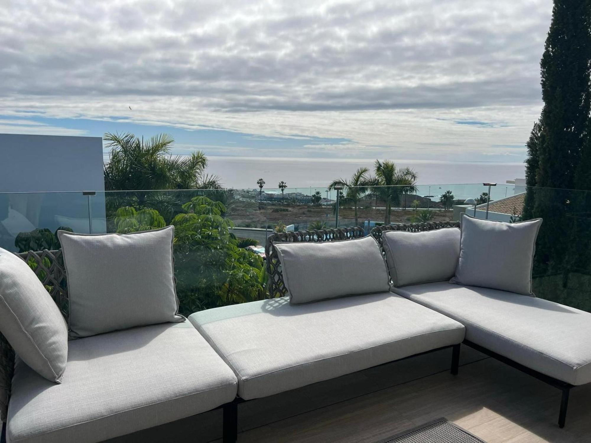 Luxury Villa Rebeka - Heated Pool And Jacuzzi アデヘ エクステリア 写真